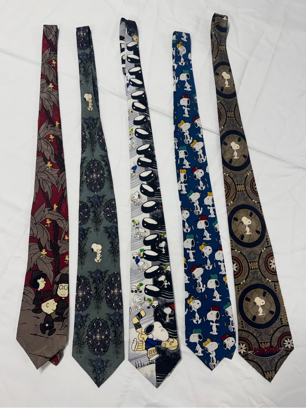 Vintage Snoopy & Peanuts Necktie – Licensed Character Ties 1990s Charlie Brown